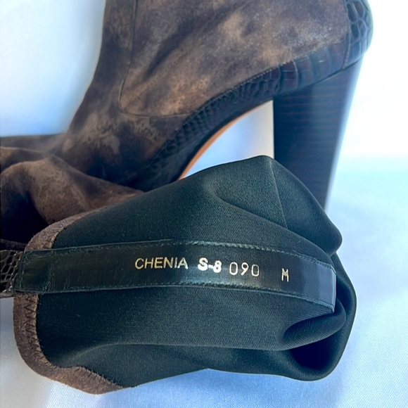 Donald J Pliner Brown Suede Chenia Boots Size 9M Women's Stacked Block Heels - Picture 6 of 8